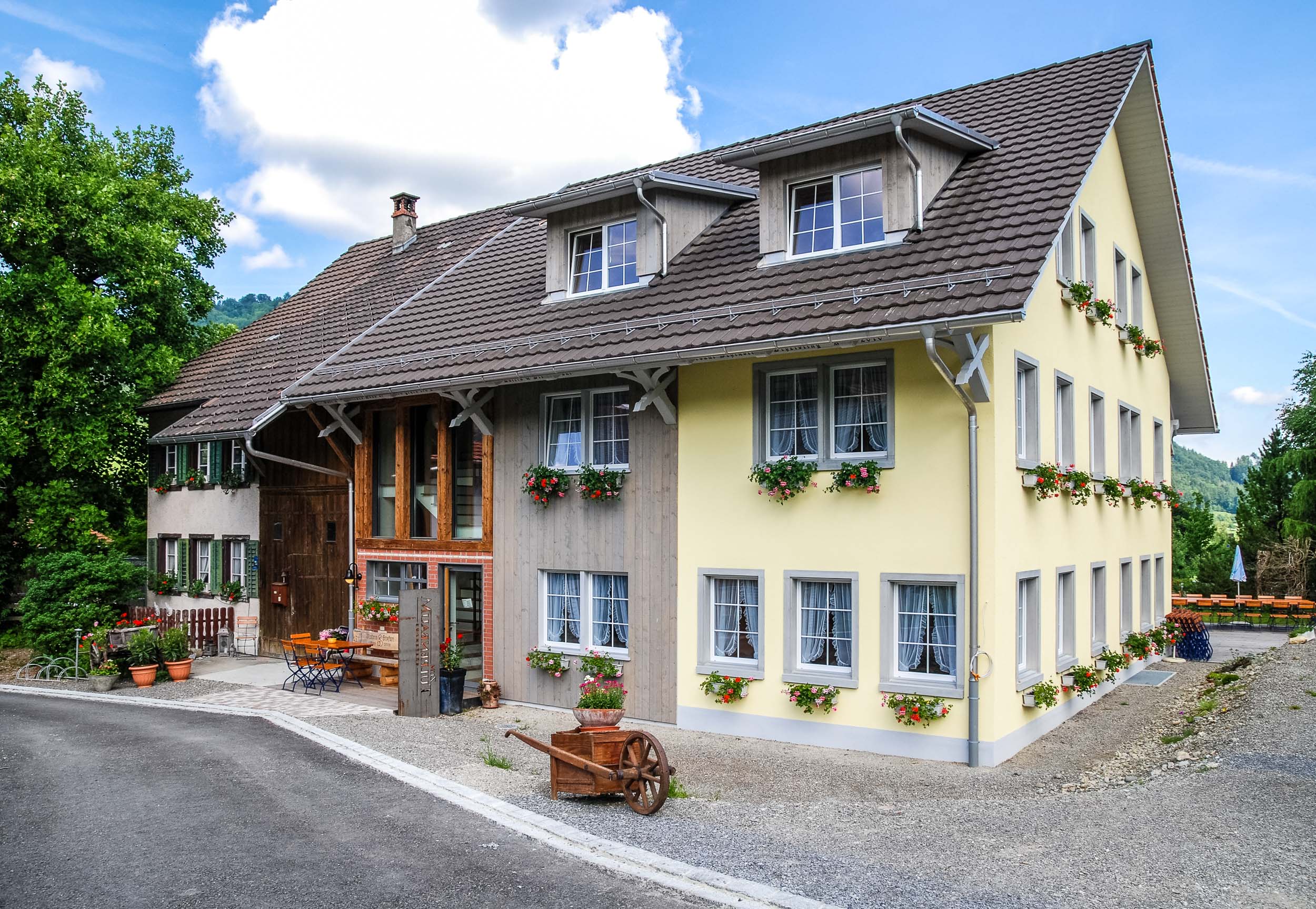 Umbau Bauernhaus In B&B, Neubrunn